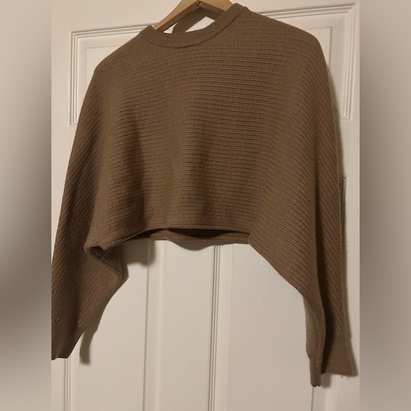 Aritzia Wilfred Free Lolan wool Sweater - Picture 4 of 9